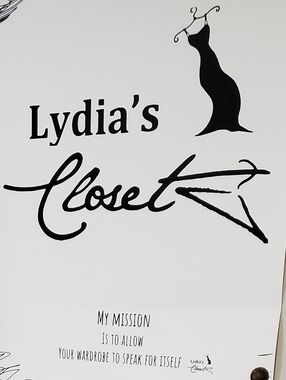 Lydia's Closet😎